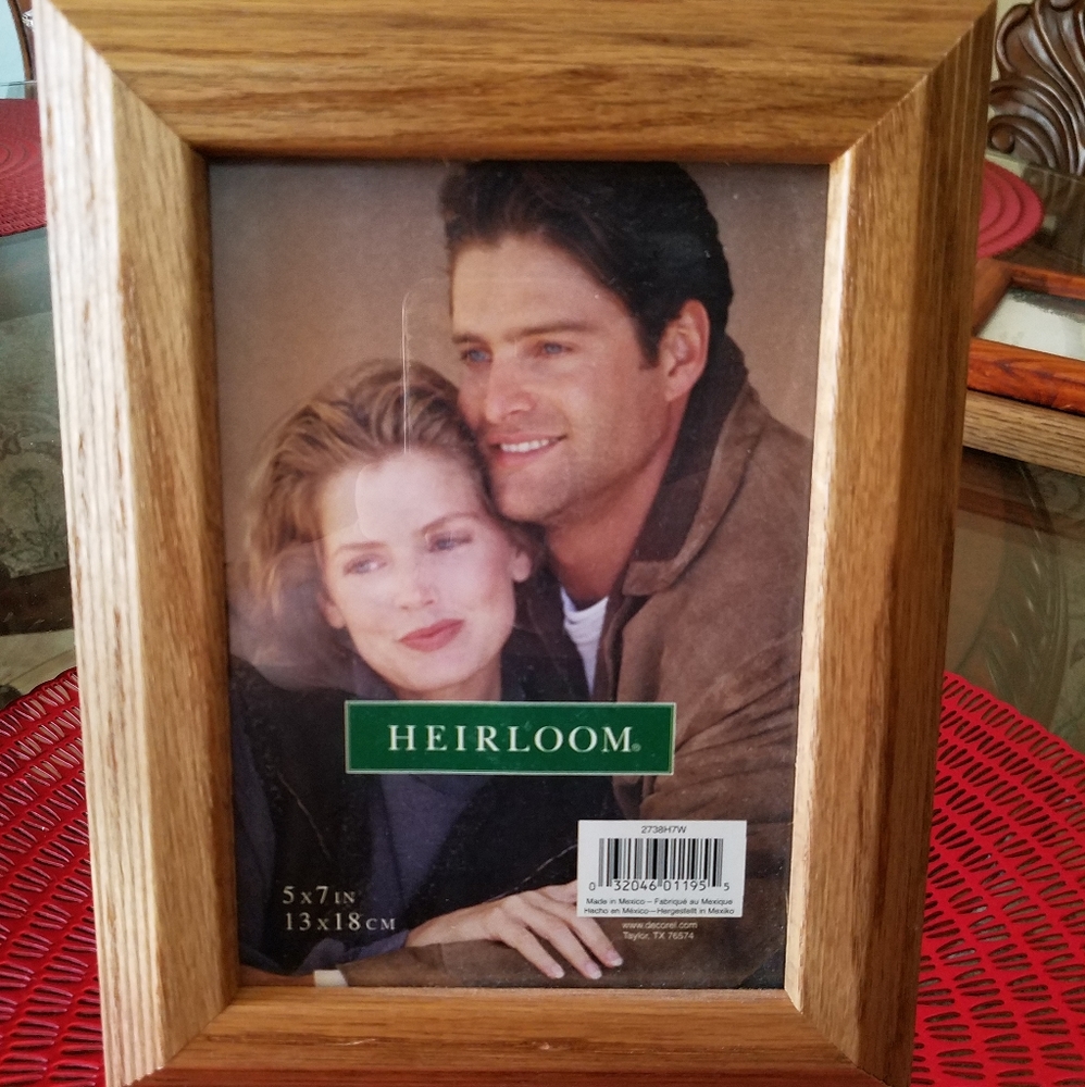 x2 5x7 Wide Edged Brown Frames